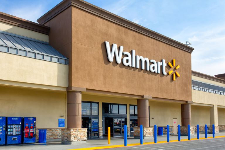 WalMart ends its contract with a robotics company, opts for human labor istead.